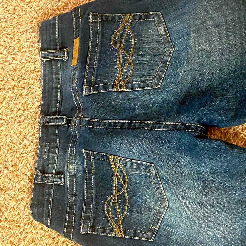 Cowgirl tuff jeans (dark don’t fence me in)